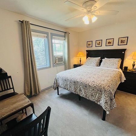 Cornerstone Bed And Breakfast Revelstoke Exterior foto