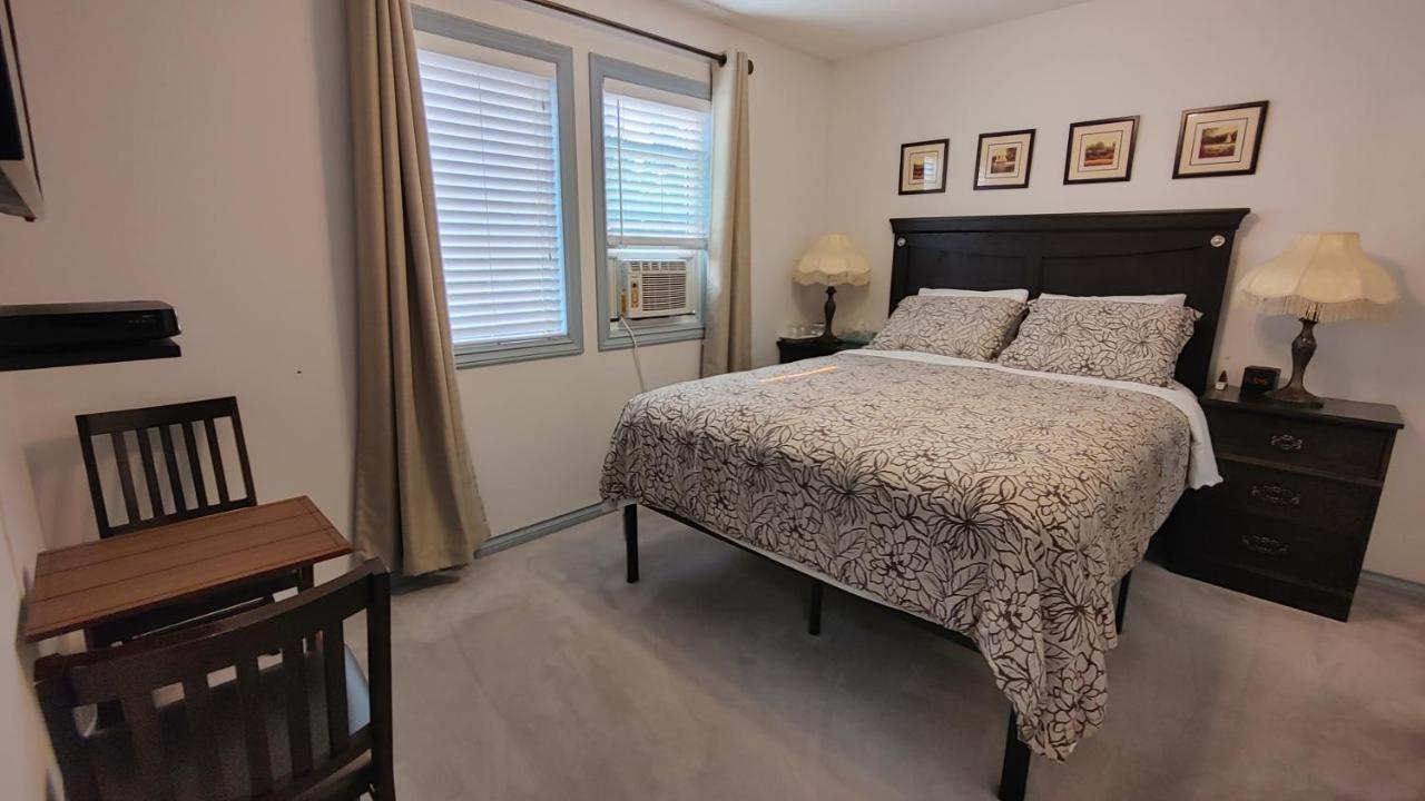 Cornerstone Bed And Breakfast Revelstoke Exterior foto