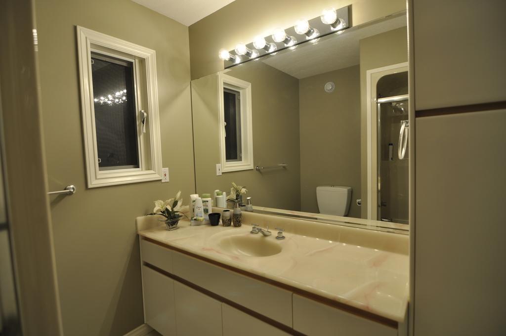 Cornerstone Bed And Breakfast Revelstoke Cameră foto